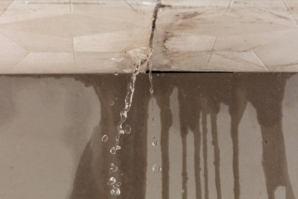 Professional Burst Pipe Cleanup technician working in Aberdeen, MS